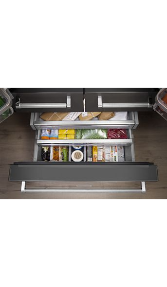 KitchenAid 25.8 cu. ft. French Door Refrigerator in Stainless Steel with Platinum Interior 3